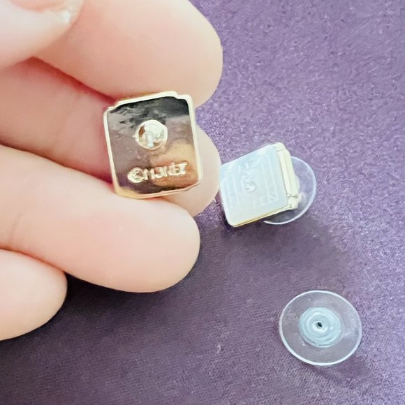 Vintage MONET Natural Rainbow Mother of Pearl Shell Earrings w/Rhinestone - Picture 3 of 5